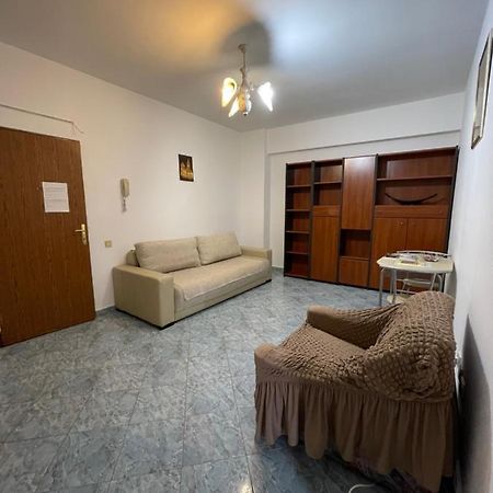 Luanaapartments #2 Otopeni Ngoại thất bức ảnh